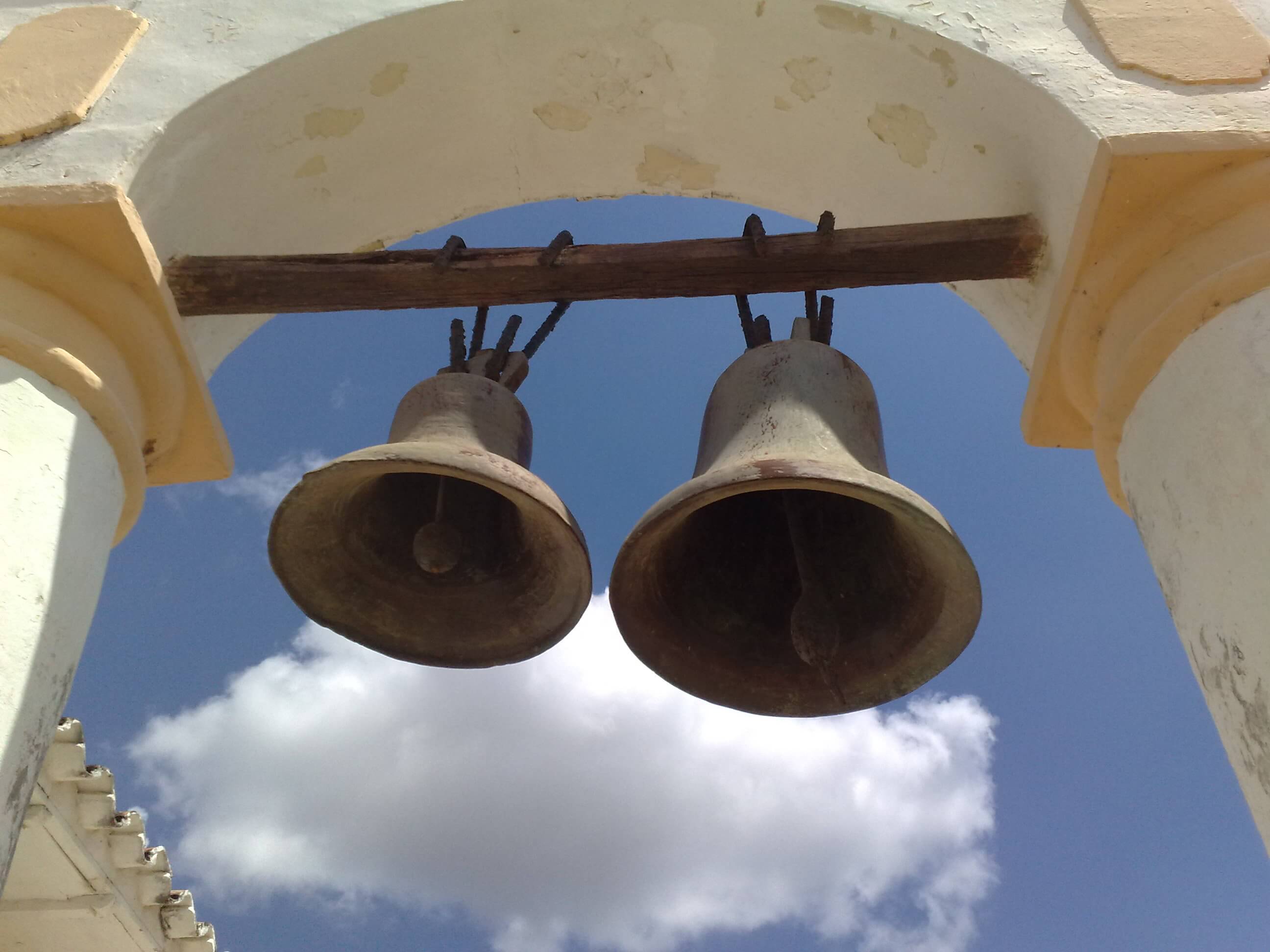 HISTORIA DE LAS CAMPANAS HISTORIA DE LAS CAMPANAS