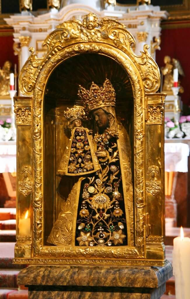 NUESTRA SEÑORA DE LAS GRACIAS DE ALTÖTTING 15 DE AGOSTO